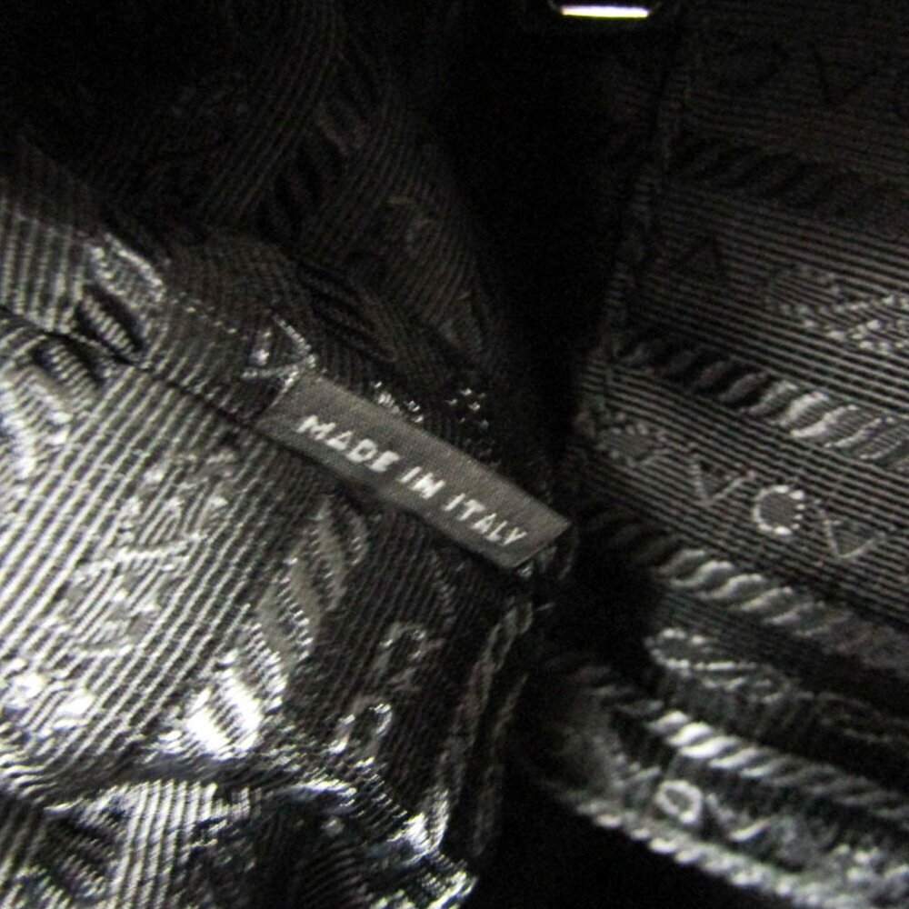 PRADA Red Leather Shoulder Bag - Picture 14 of 15